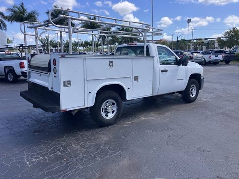 Used 2010 Chevrolet Silverado 2500 W/T RWD image 5