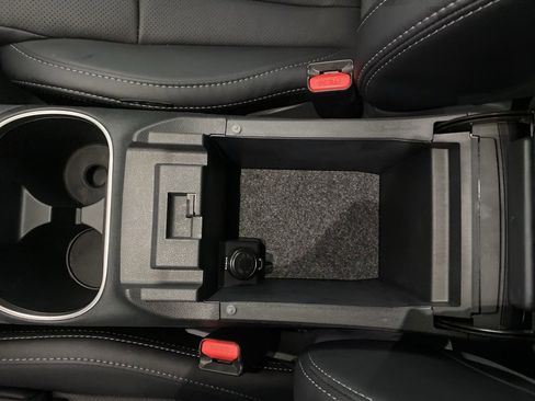 Certified 2025 Subaru Outback Limited XT image 21