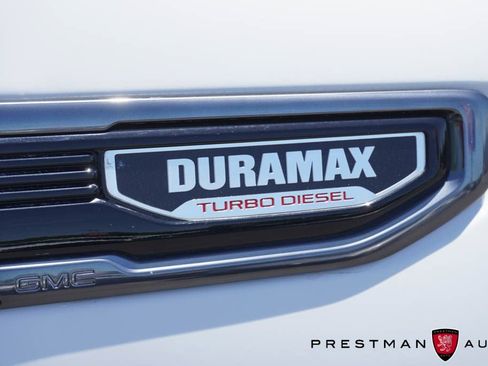 Used 2021 GMC Sierra 1500 AT4 w/ AT4 Value Package AWD/4WD image 4