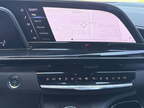 Used 2024 Cadillac Escalade ESV Sport w/ Touring Package image 31