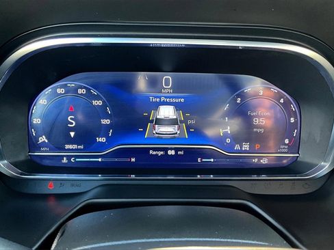 Used 2024 Chevrolet Tahoe Premier image 20