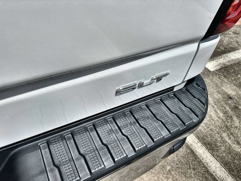 Certified 2023 GMC Sierra 1500 SLT RWD image 14