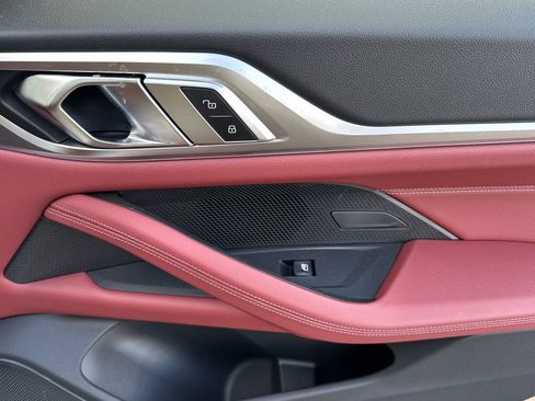 Used 2025 BMW i4 eDrive40 w/ M Sport Package image 18