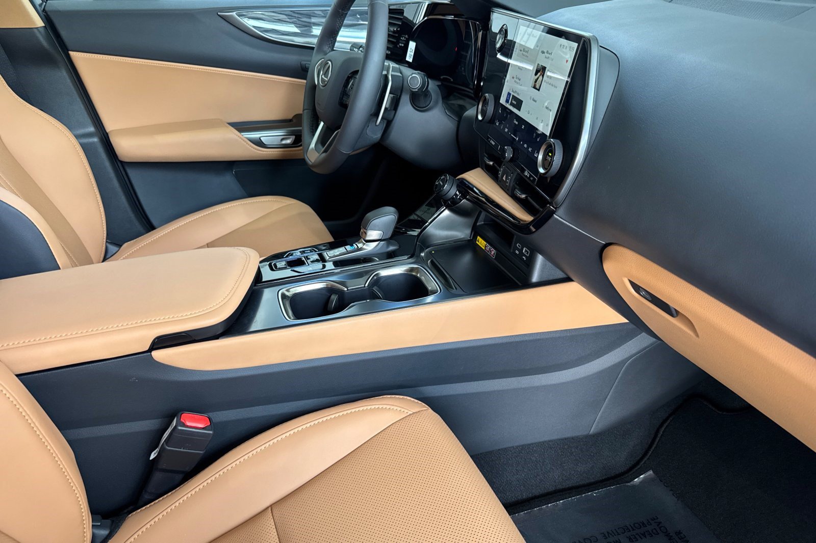 Certified 2026 Lexus NX 350h AWD w/ Accessory Package (K3) image 20