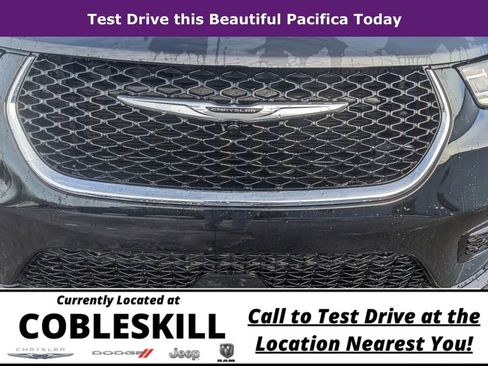 New 2026 Chrysler Pacifica Select image 32