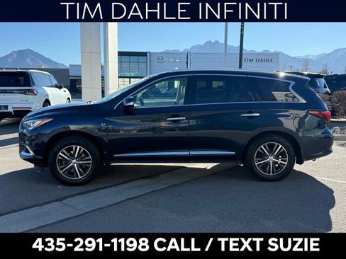 Used 2017 INFINITI QX60 Base w/ Premium Plus Package image 6