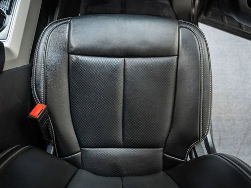 Used 2021 Ford F350 Lariat image 41