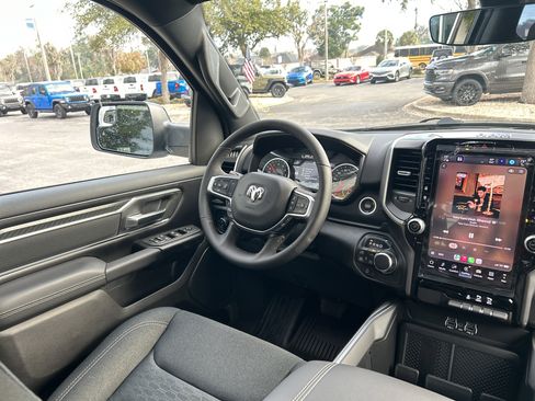 New 2026 RAM 1500 4x4 Crew Cab image 37