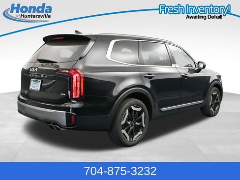 Used 2023 Kia Telluride S w/ S Sunroof Package AWD/4WD image 8