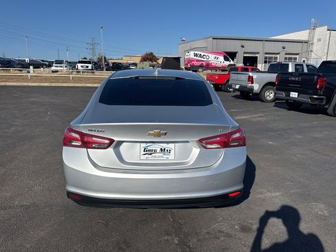 Used 2021 Chevrolet Malibu LT image 4