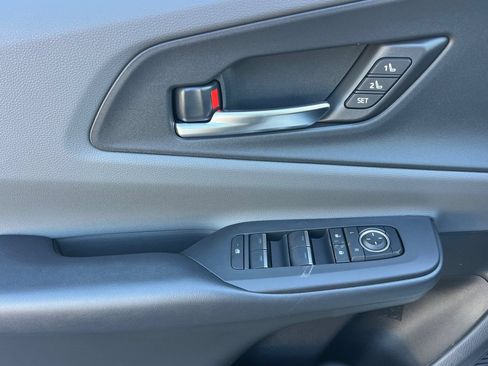 New 2026 Toyota Prius Limited FWD image 10