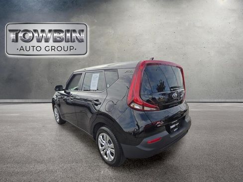 Certified 2021 Kia Soul LX FWD image 7