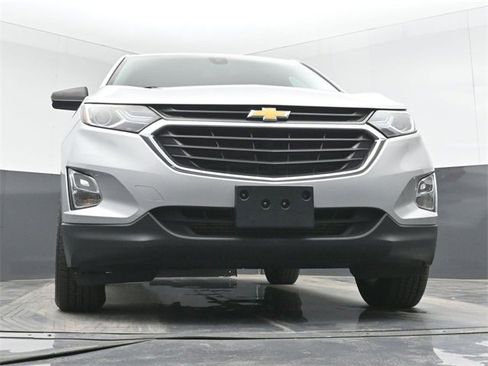 Used 2021 Chevrolet Equinox LS w/ LS Convenience Package image 42