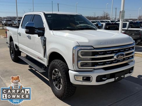 Used 2024 Ford F250 Platinum w/ Tremor Off-Road Package image 4