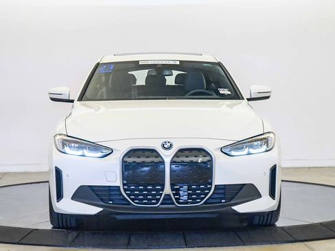 Certified 2023 BMW i4 eDrive40 w/ Premium Package RWD image 7