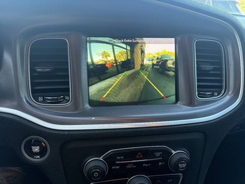 Used 2020 Dodge Challenger SXT RWD image 8