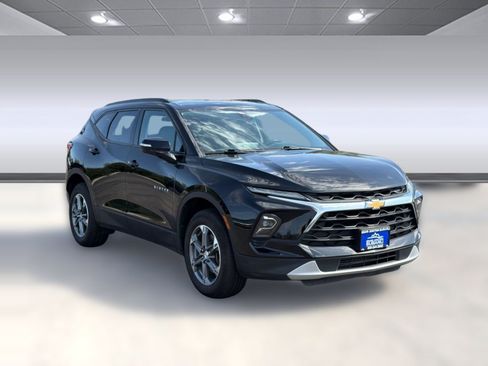 Used 2024 Chevrolet Blazer LT AWD/4WD image 7