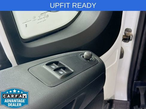 Used 2025 RAM ProMaster 3500 w/ Quick Order Package 22G SLT FWD image 17