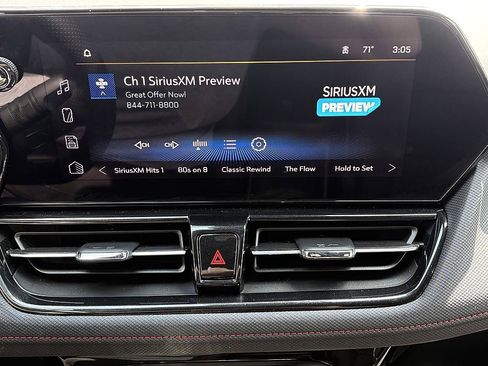 Used 2025 Chevrolet TrailBlazer RS w/ Convenience Package FWD image 23
