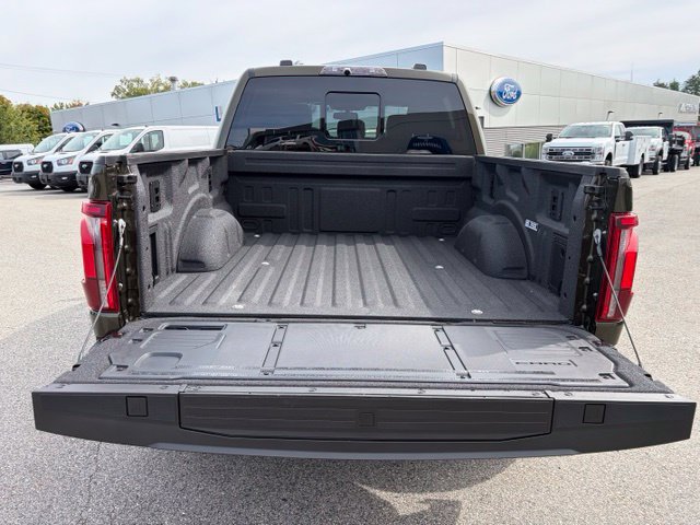 Certified 2025 Ford F150 Raptor w/ Equipment Group 803A Raptor R AWD/4WD image 15