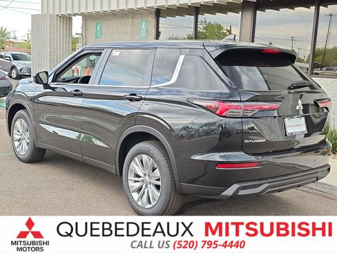 New 2026 Mitsubishi Outlander ES FWD image 5