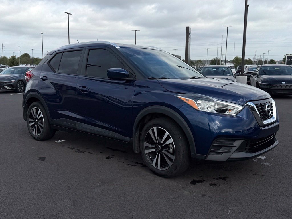 Used 2018 Nissan Kicks SV FWD image 3