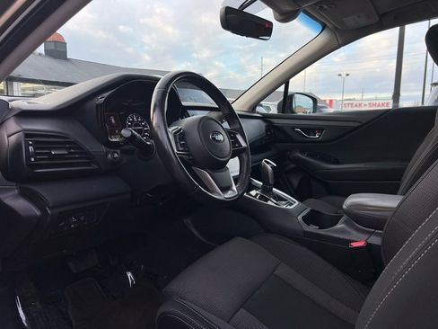 Used 2021 Subaru Outback Premium image 2