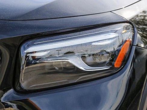 New 2025 Mercedes-Benz GLB 35 AMG 4MATIC image 7