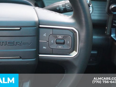 Used 2025 GMC Hummer EV 2X image 32