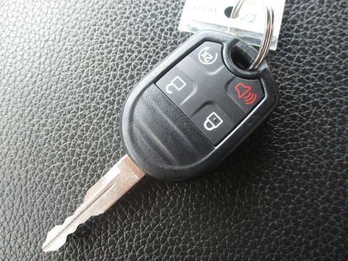 Used 2014 Ford F250 Lariat w/ Chrome Package AWD/4WD image 41