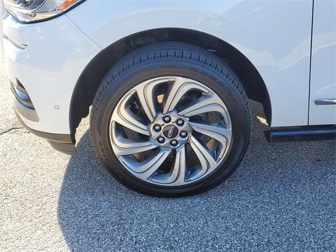 Used 2022 Lincoln Navigator L Reserve image 8