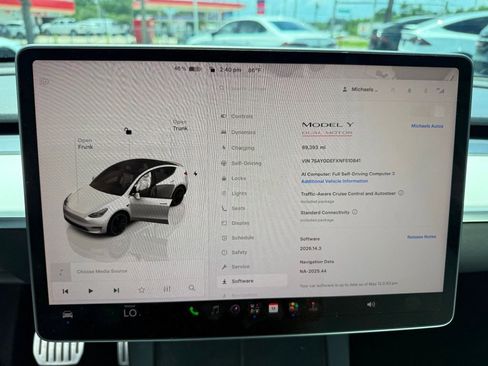 Used 2022 Tesla Model Y Performance AWD/4WD image 13
