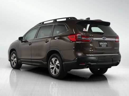 Used 2021 Subaru Ascent Premium w/ Convenience Package image 3