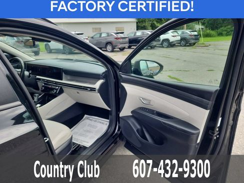 Certified 2025 Hyundai Tucson SEL AWD/4WD image 32
