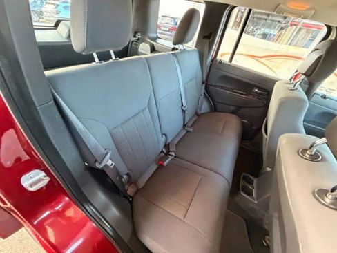 Used 2012 Jeep Liberty Sport w/ Driver Convenience Group AWD/4WD image 24