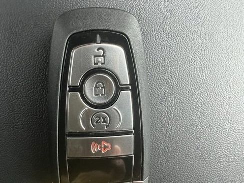 New 2025 Ford Ranger Lariat w/ FX4 Off-Road Package image 13