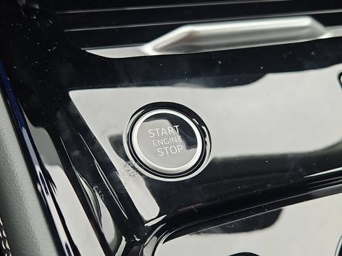 New 2026 Audi Q3 quattro 2.0T AWD/4WD image 16