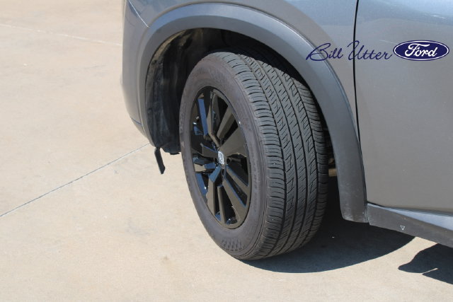 Used 2026 Nissan Pathfinder SL FWD image 9