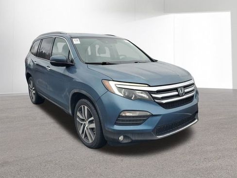 Used 2018 Honda Pilot Elite image 12