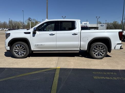 New 2026 GMC Sierra 1500 Denali AWD/4WD image 11