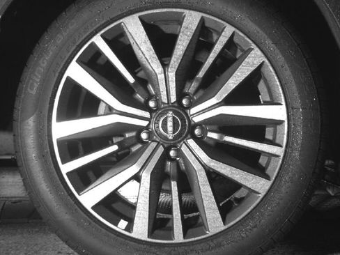 Used 2022 Nissan Kicks SV image 13