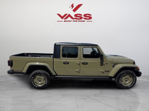 New 2026 Jeep Gladiator Willys AWD/4WD image 6