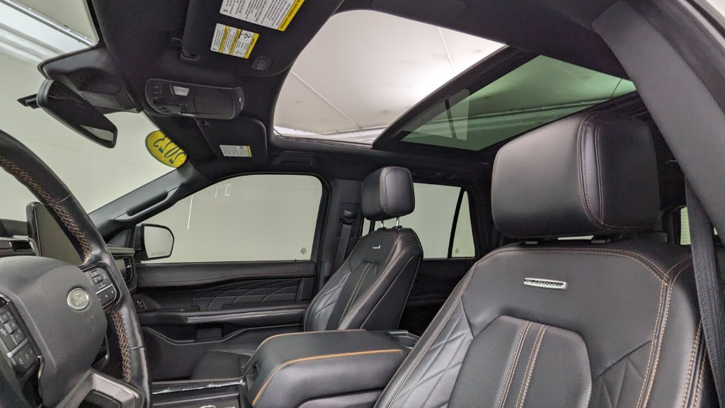 Certified 2023 Ford Expedition Max Platinum AWD/4WD image 3