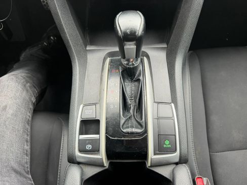 Used 2021 Honda Civic Sport image 19