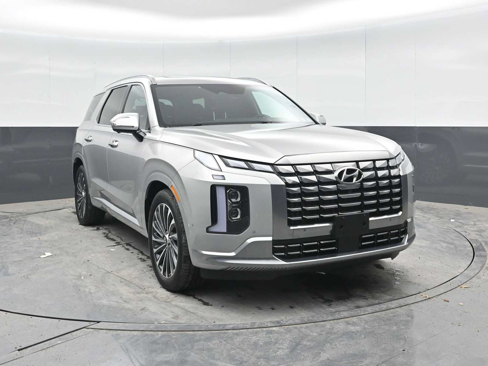 Used 2025 Hyundai Palisade Calligraphy AWD/4WD image 6