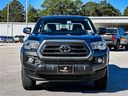 Used 2022 Toyota Tacoma SR5 image 3