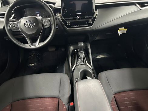 Certified 2025 Toyota Corolla SE FWD image 16