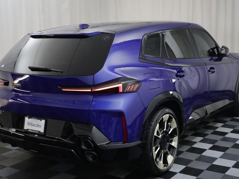 Used 2023 BMW XM image 20