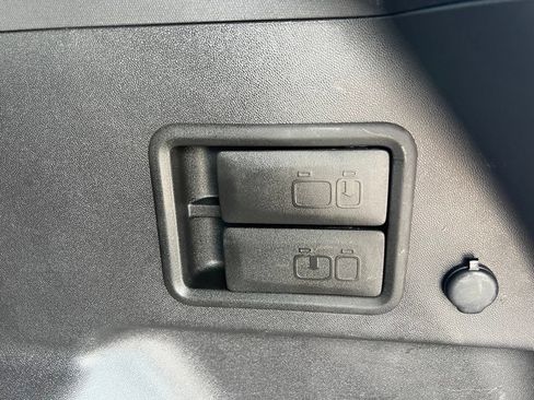Used 2024 Chevrolet Equinox LT AWD/4WD image 26