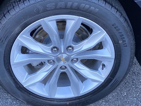 Used 2023 Chevrolet Malibu LT FWD image 25